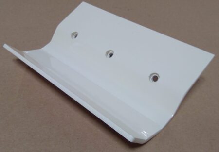 RETAINER, SCRAPER BLADE