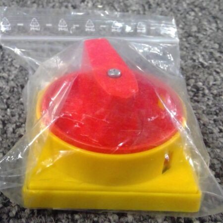 SWITCH HANDLE, PADLOCKABLE, LOVATO