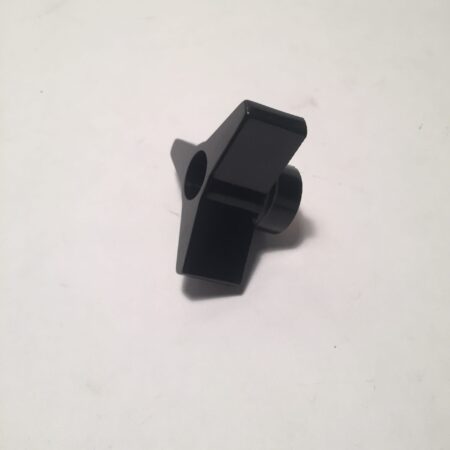 KNOB, 3-PRONG W/ 3/8-16 THD.
